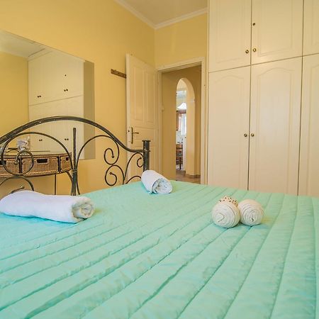 Tonia Apartments Zakynthos Town Exterior photo