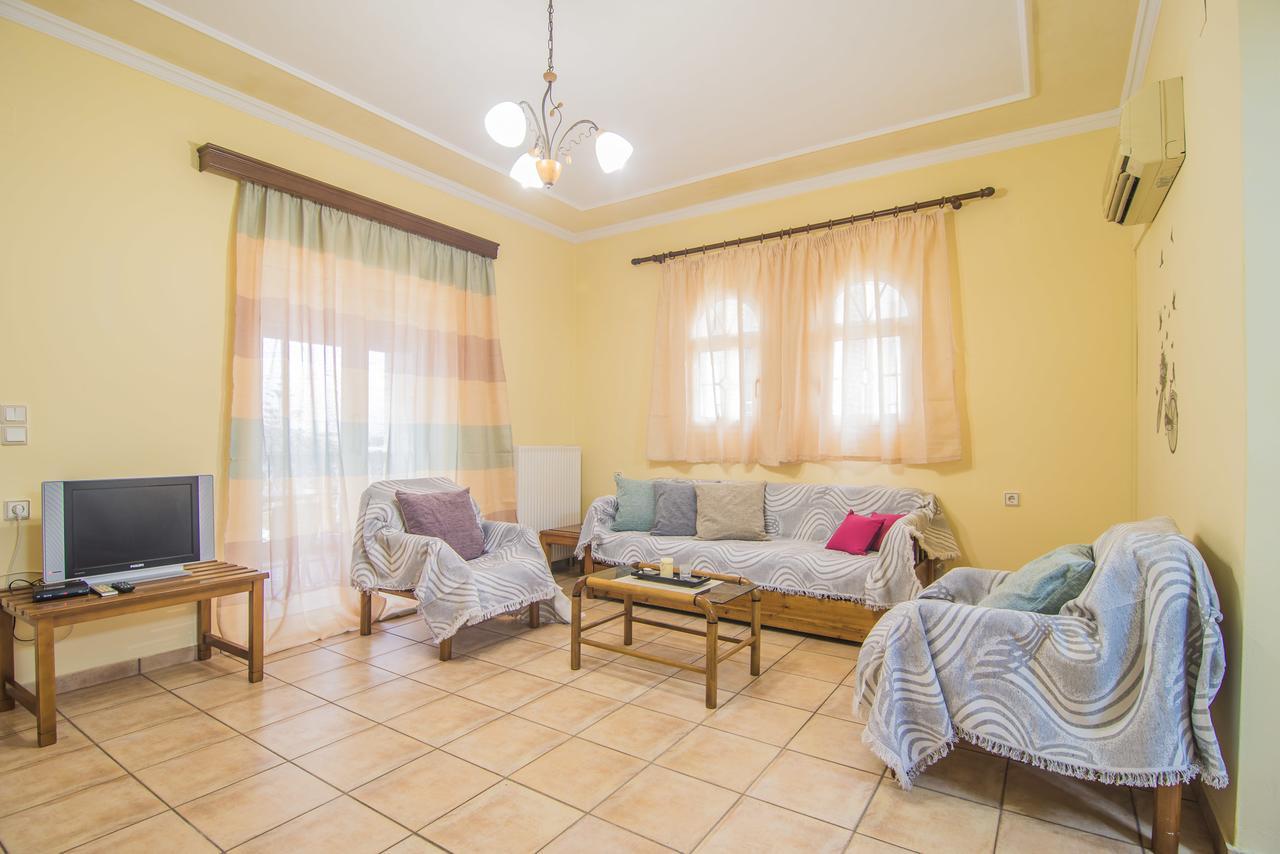 Tonia Apartments Zakynthos Town Exterior photo